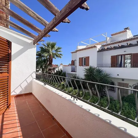 Holiday home La Casita De Toni En Rotas Con Piscina Y Jardin Privado Denia